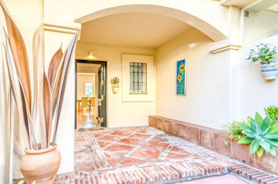 6-241328e1bcc9c0d8ce1222beb6c967a8