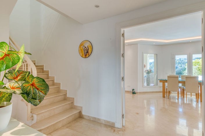 Image No.7-3 Bed Property for sale