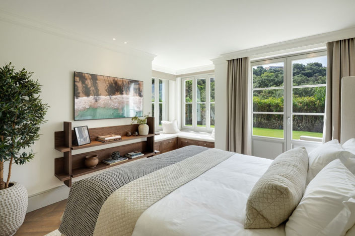 Image No.29-5 Bed Property for sale