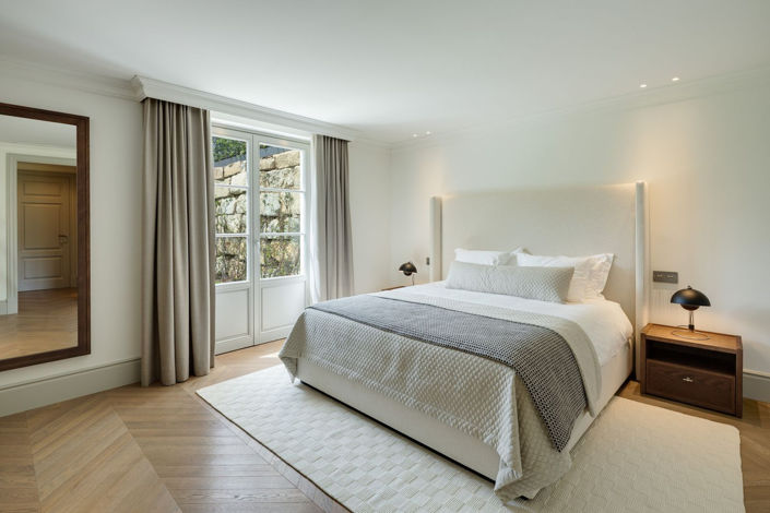 Image No.32-5 Bed Property for sale