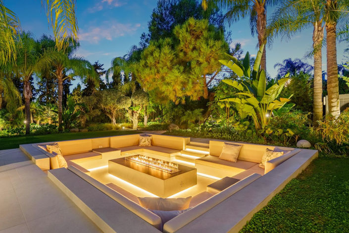 Image No.40-5 Bed Property for sale