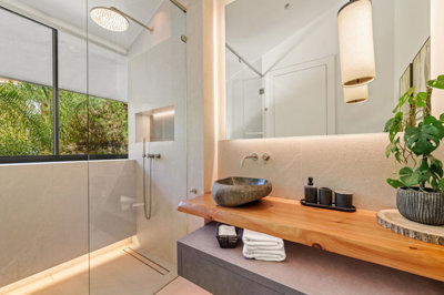 7-aa4cc561180b369757c0bb4af9886cd3