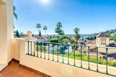 15-11d12f2f454f2f5e9b981fdd8b901d51