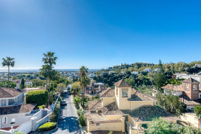 Image No.23-3 Bed Property for sale