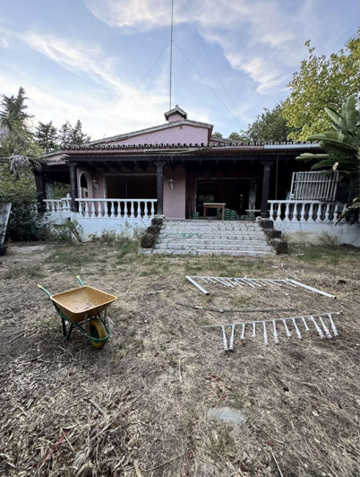 Image No.2-4 Bed Property for sale