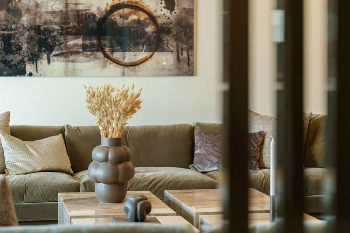 Image No.56-5 Bed Property for sale