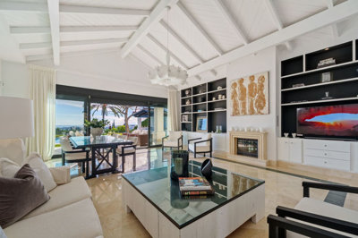 12-53013098fcab6c38b1379cd33298e050