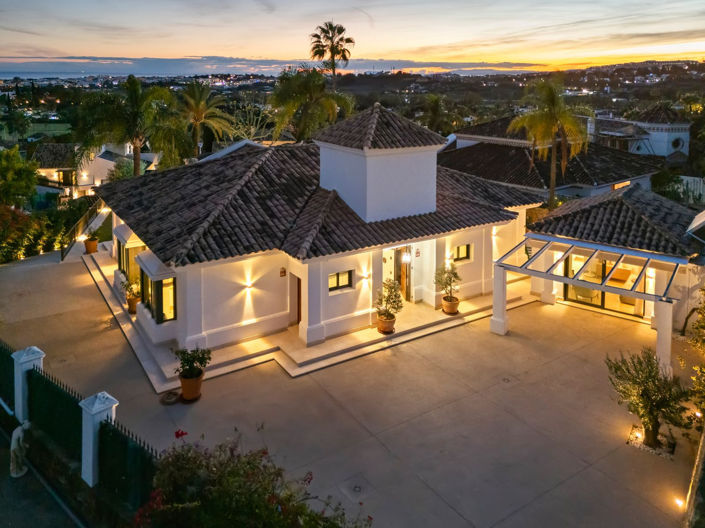 Image No.49-4 Bed Property for sale