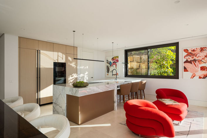 Image No.3-5 Bed Property for sale