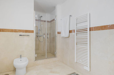 15-11d12f2f454f2f5e9b981fdd8b901d51