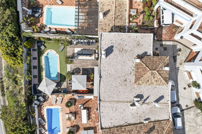 Image No.38-5 Bed Property for sale