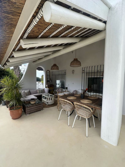 Image No.6-3 Bed Property for sale