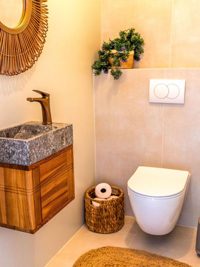 Image No.13-3 Bed Property for sale