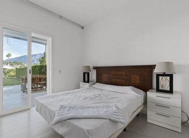 7-aa4cc561180b369757c0bb4af9886cd3