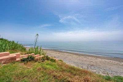 11-20939a0134ad724a8cb2a801094d15a4