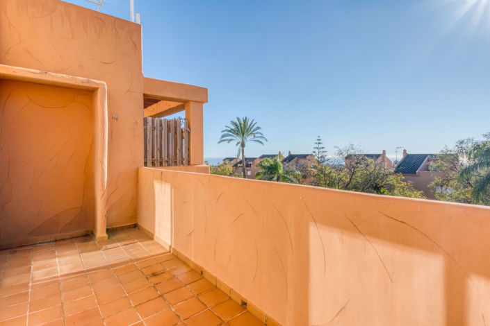 Image No.11-1 Bed Property for sale