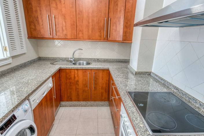 Image No.13-1 Bed Property for sale