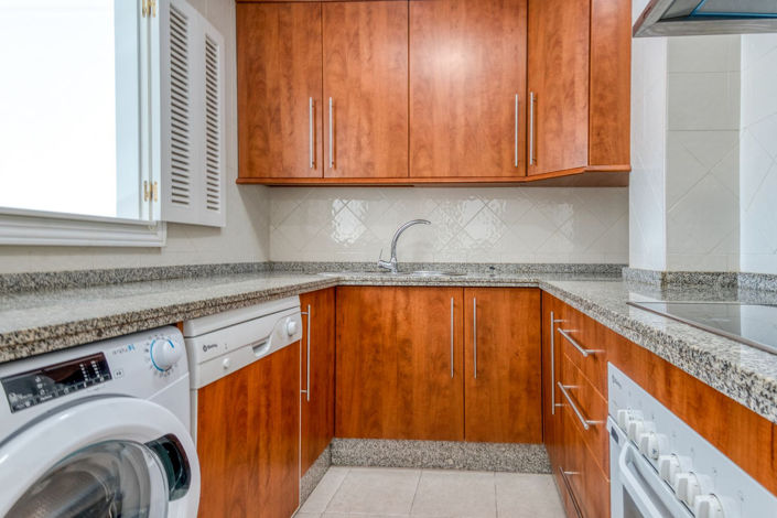 Image No.4-1 Bed Property for sale