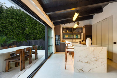 10-bb915d1cb19341576dcdc994b81ab9c5