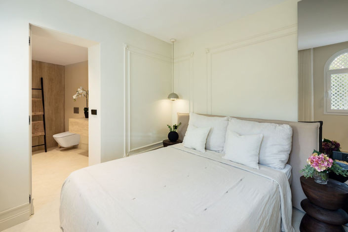 Image No.17-4 Bed Property for sale