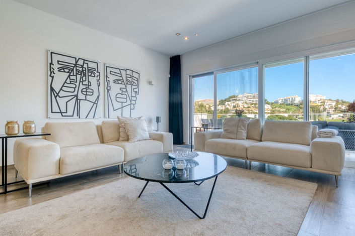 Image No.31-3 Bed Property for sale