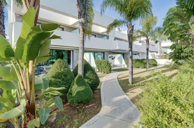 4-c23c0f86247804fa50226aecd8b0b2c8