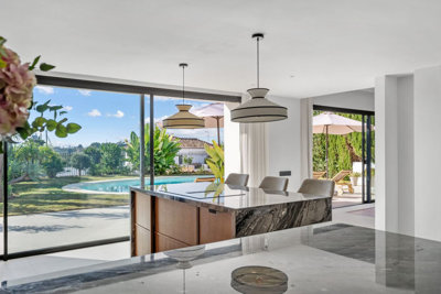 15-11d12f2f454f2f5e9b981fdd8b901d51