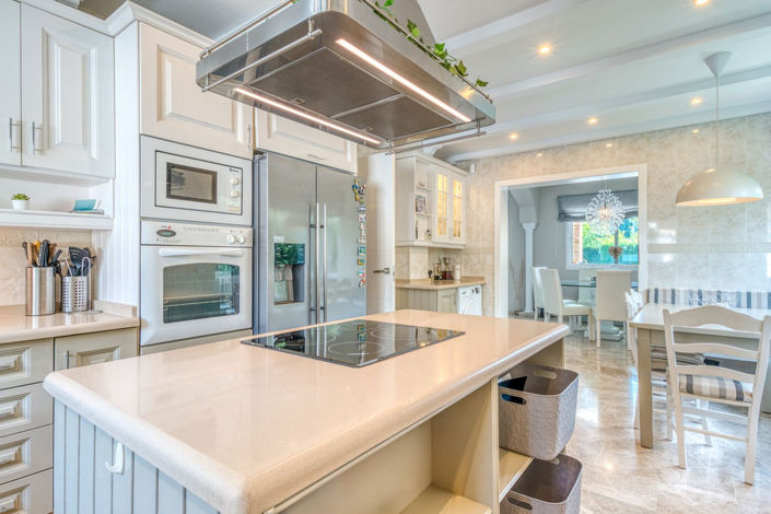 Image No.17-4 Bed Property for sale