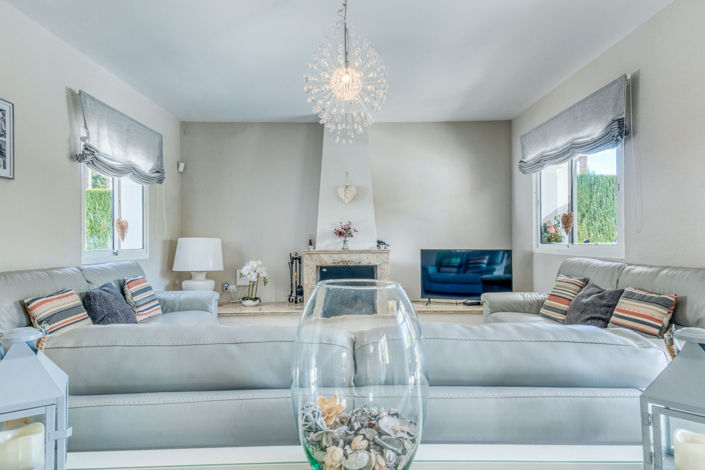 Image No.5-4 Bed Property for sale