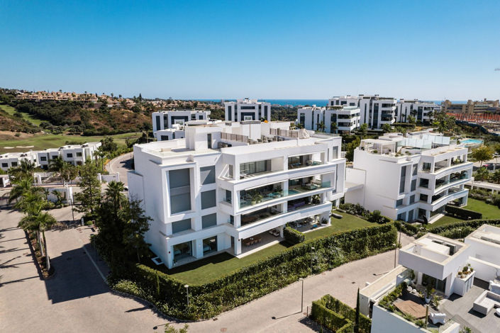 Image No.29-4 Bed Property for sale