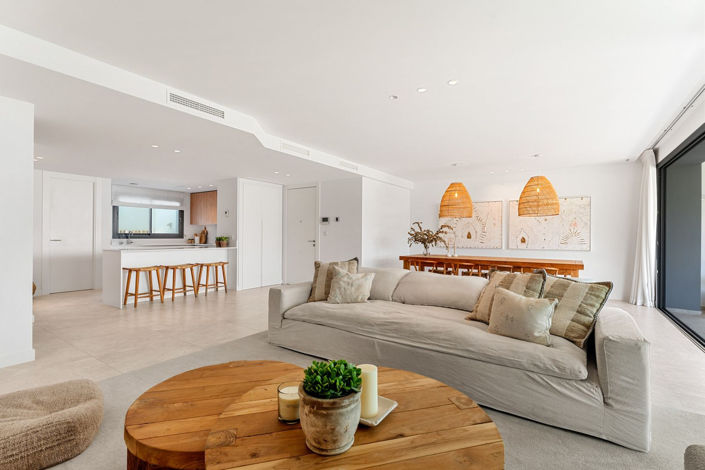 Image No.3-4 Bed Property for sale