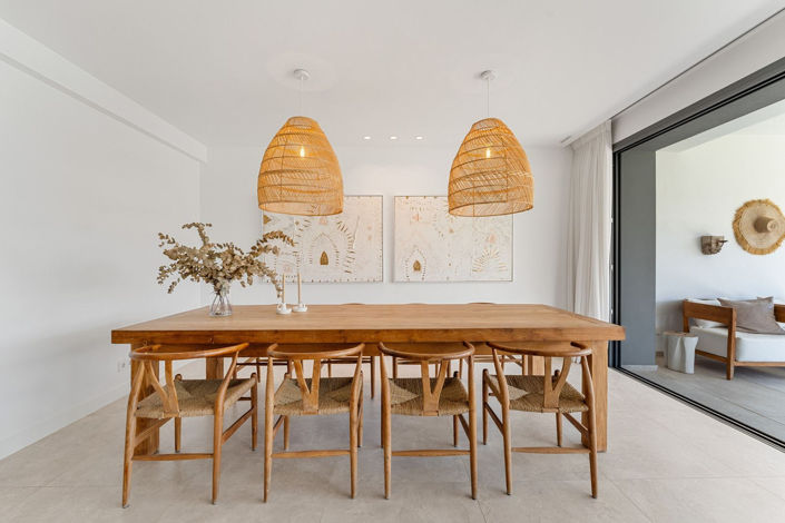 Image No.5-4 Bed Property for sale