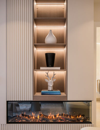 Image No.10-3 Bed Property for sale