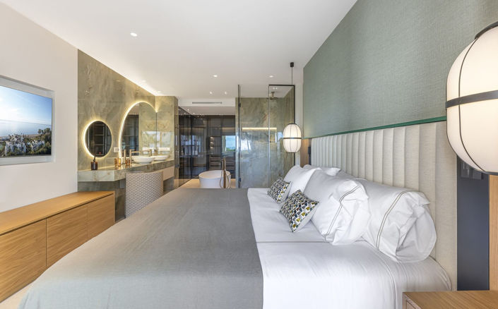 Image No.5-3 Bed Property for sale