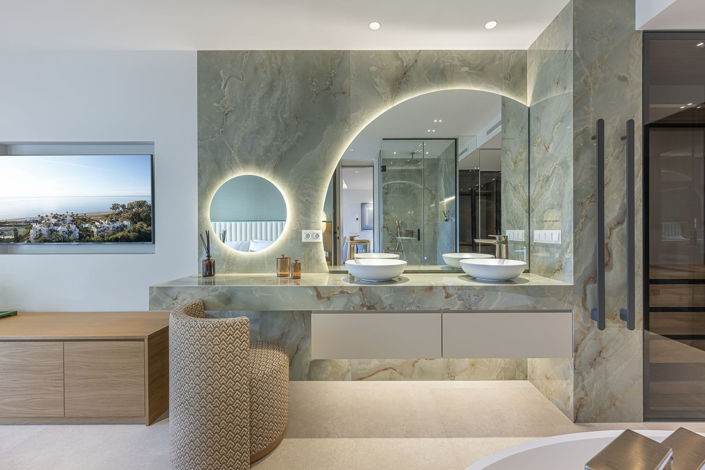 Image No.7-3 Bed Property for sale