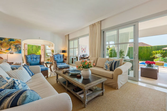 Image No.2-4 Bed Property for sale