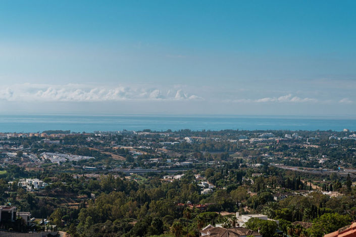 Image No.33-4 Bed Property for sale