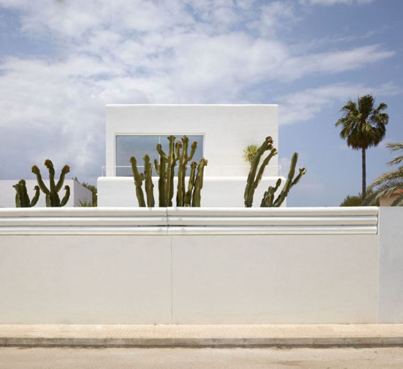 Image No.5-3 Bed Property for sale