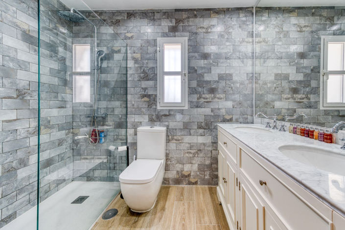 Image No.19-2 Bed Property for sale