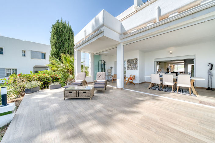 Image No.2-2 Bed Property for sale