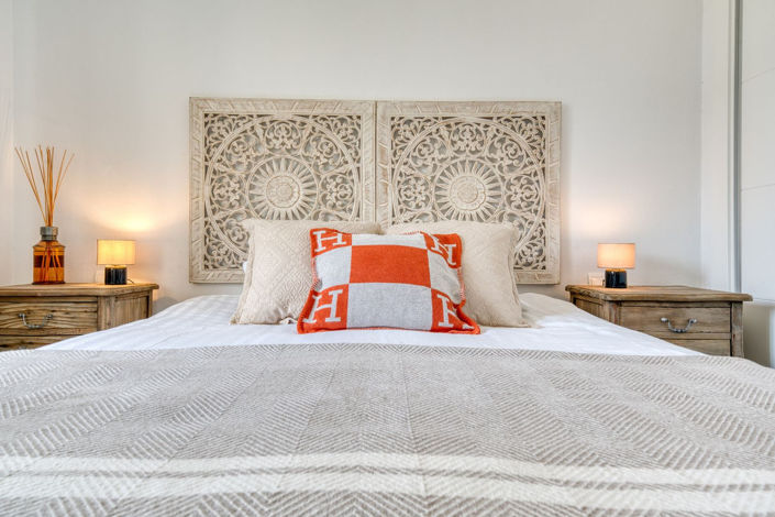 Image No.20-2 Bed Property for sale