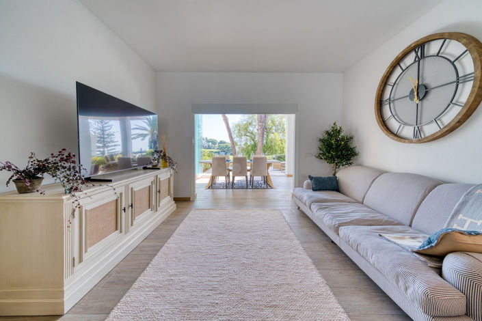 Image No.26-2 Bed Property for sale