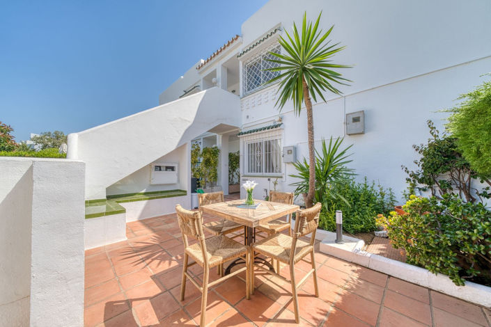 Image No.3-2 Bed Property for sale