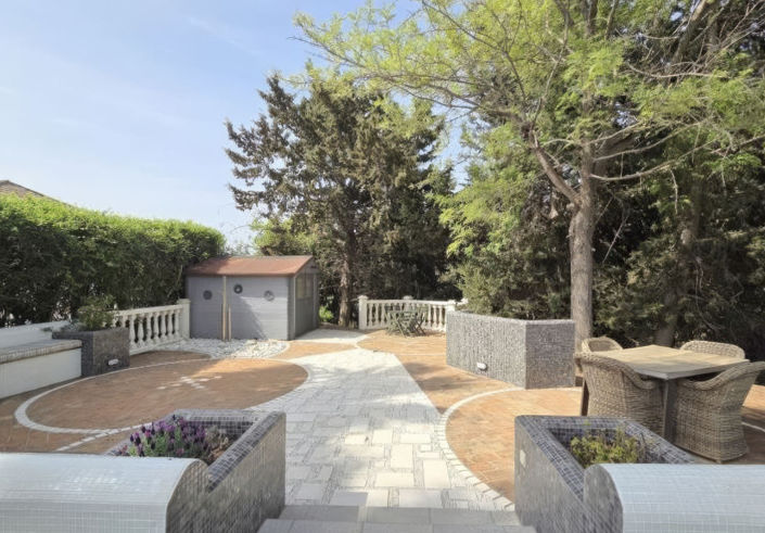 Image No.26-4 Bed Property for sale