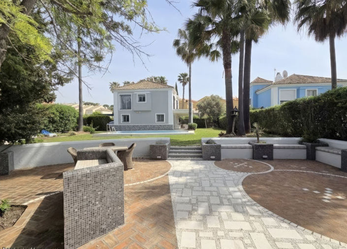 Image No.3-4 Bed Property for sale