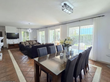 9-467d0cee5b725f3ef65f102a0c2e69c0