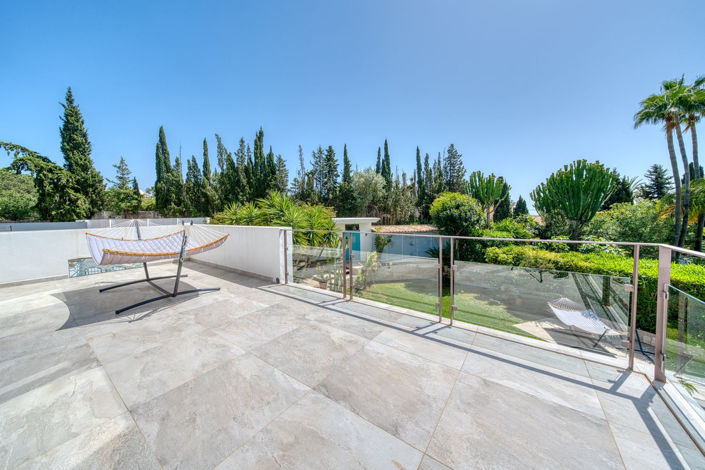 Image No.32-6 Bed Property for sale