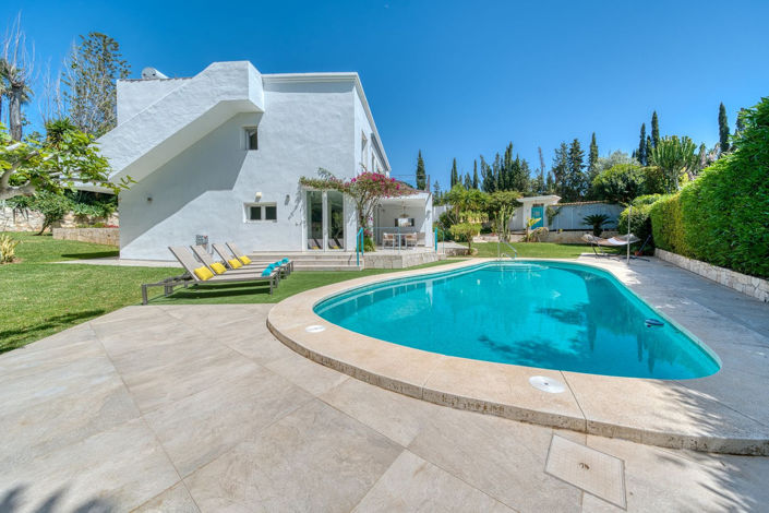 Image No.38-6 Bed Property for sale