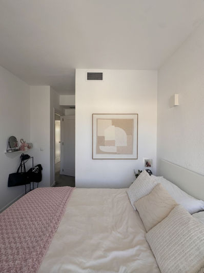 Image No.14-3 Bed Property for sale