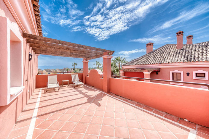 Image No.13-2 Bed Property for sale